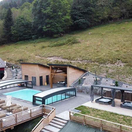 La Ferme De Rochesson, Jacuzzis & Piscine Commune Exterior foto